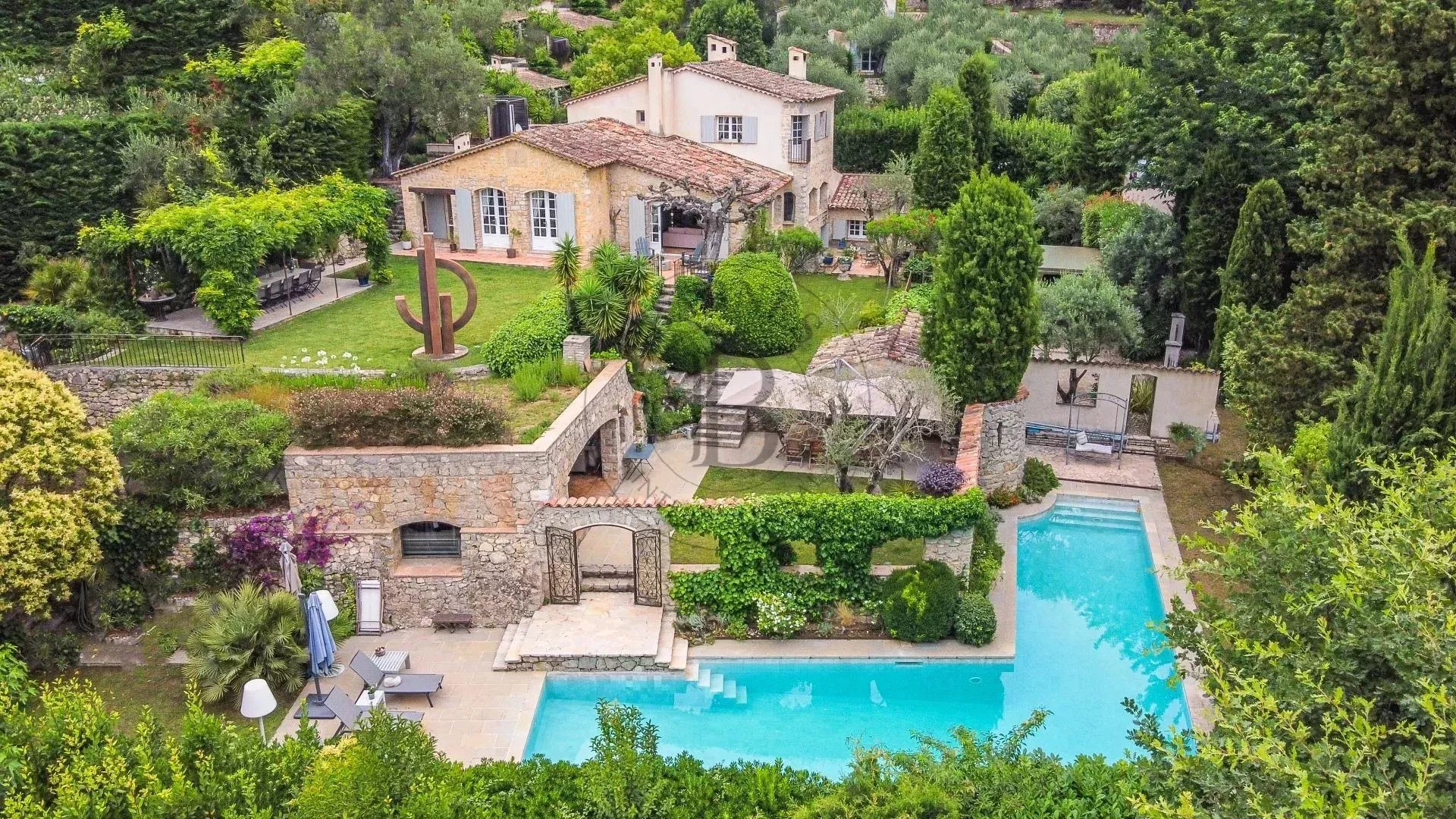Maison à vendre, 315m², Mougins
