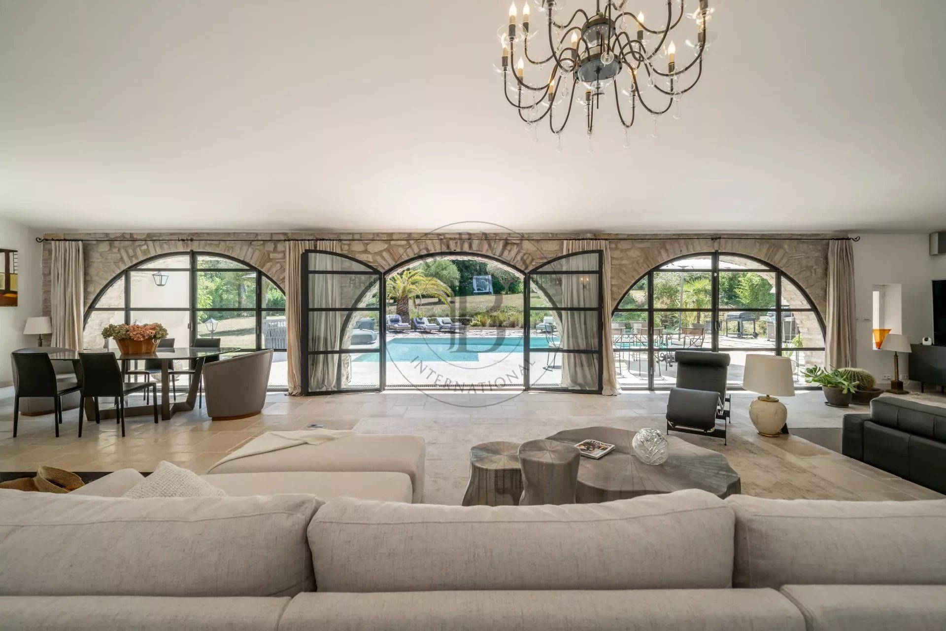 Maison à vendre, 244m², Mougins