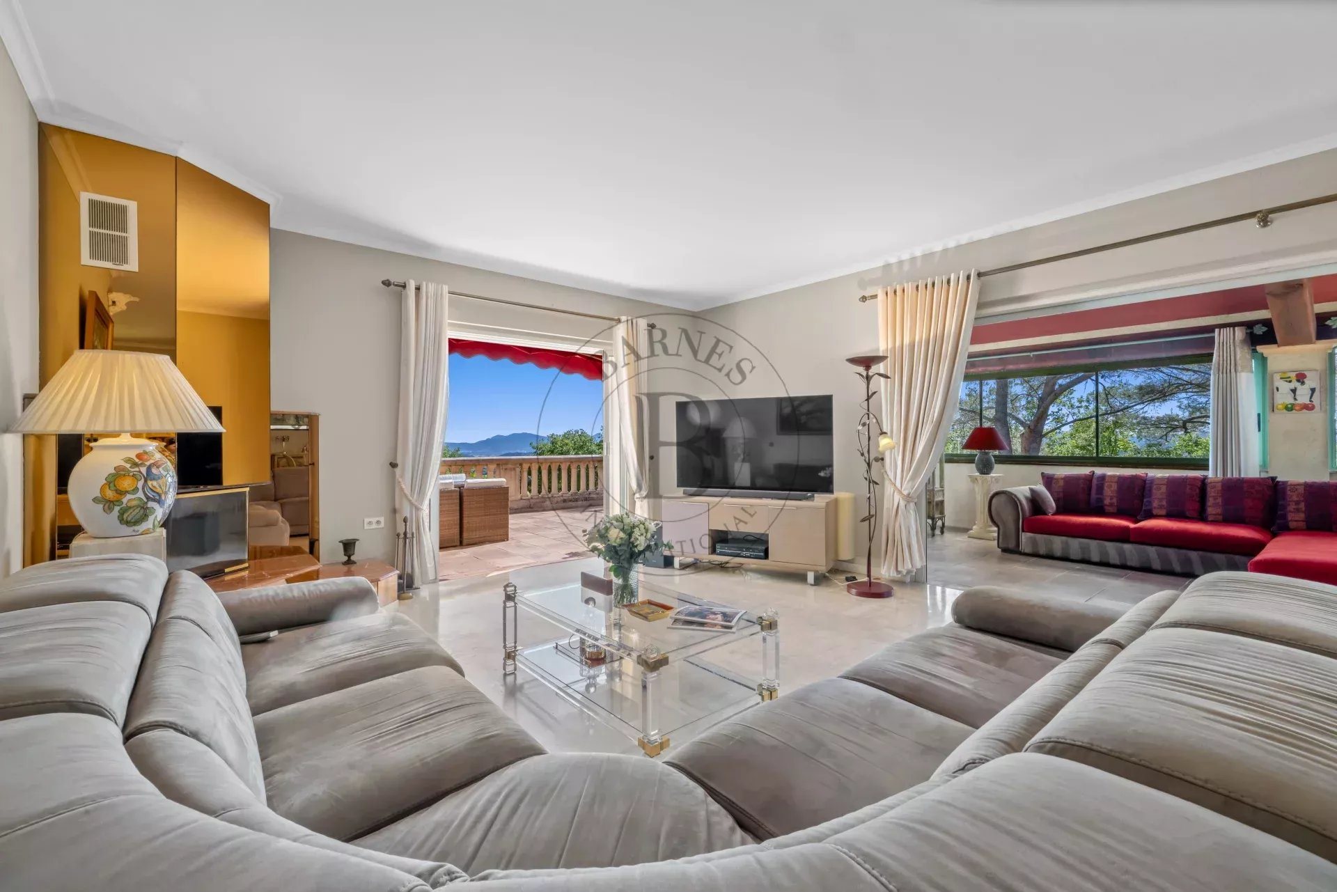 Maison à vendre, 369m², Mouans-Sartoux