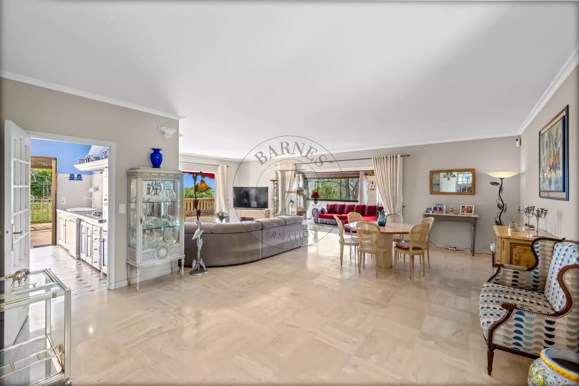 Maison à vendre, 369m², Mouans-Sartoux