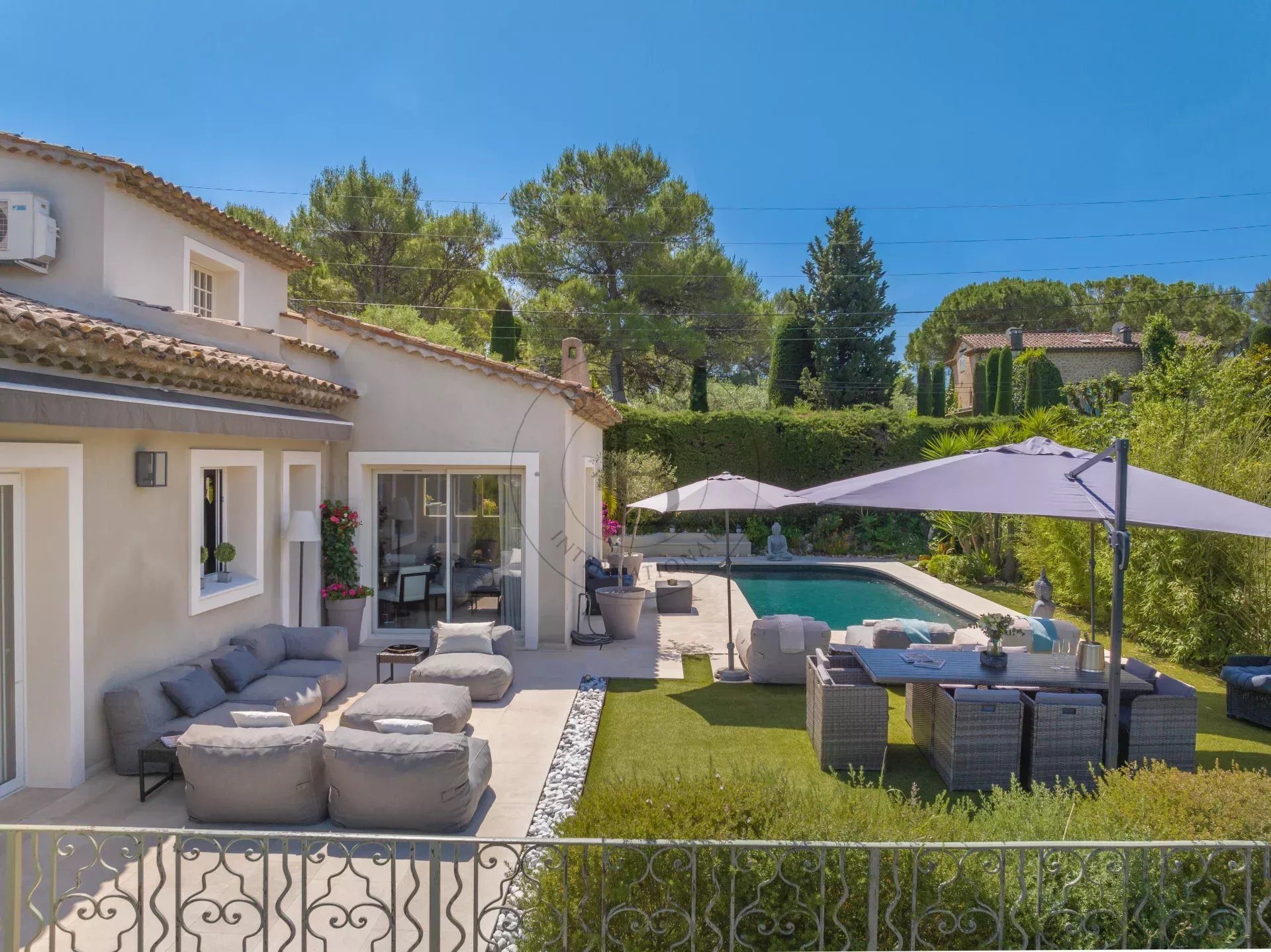Maison à vendre, 220m², Mougins