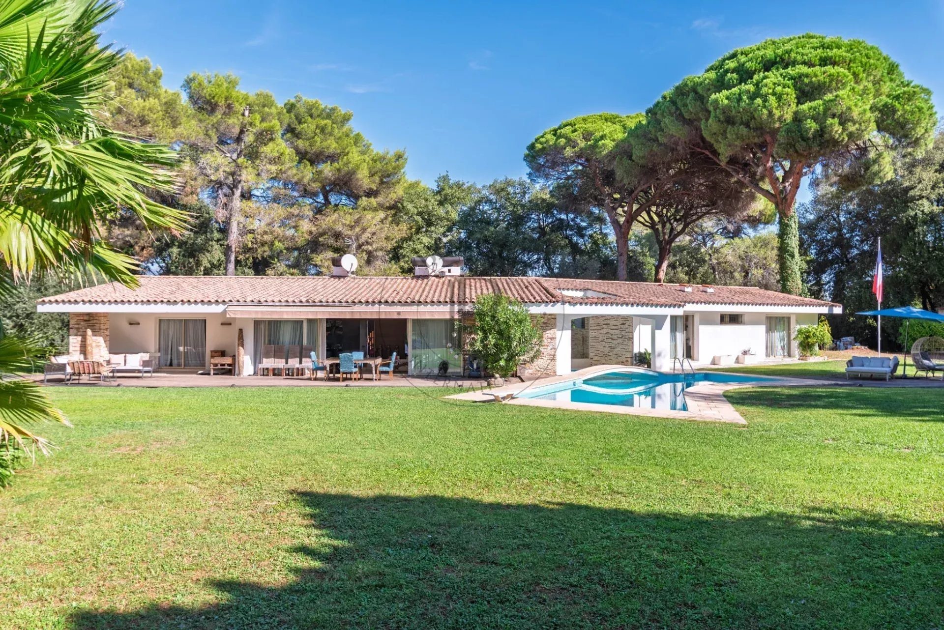 Maison à vendre, 320m², Mougins