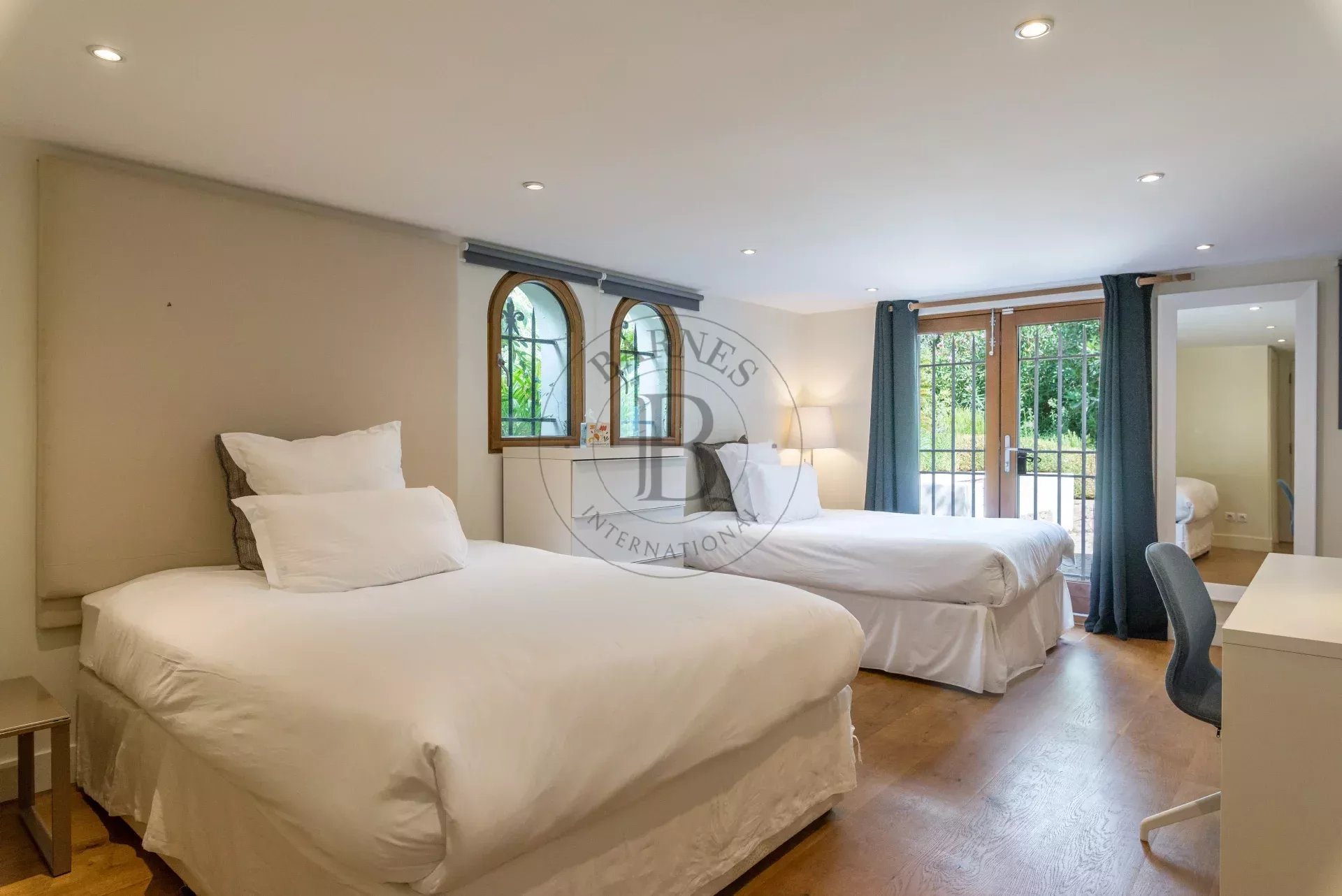 Maison à vendre, 360m², Mougins