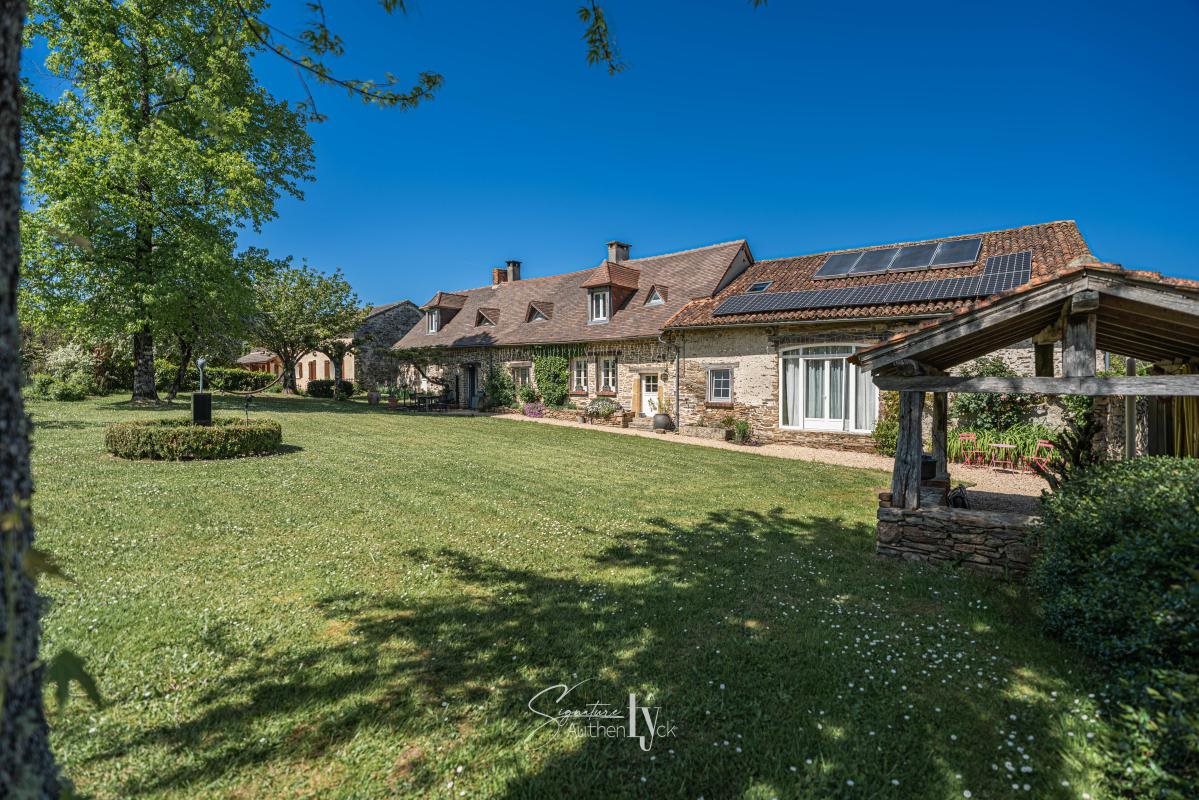 Maison à vendre, 232m², Saint-Saud-Lacoussière