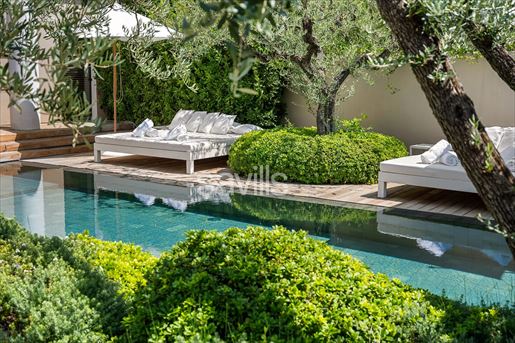 Grimaud (Var) photo 3
