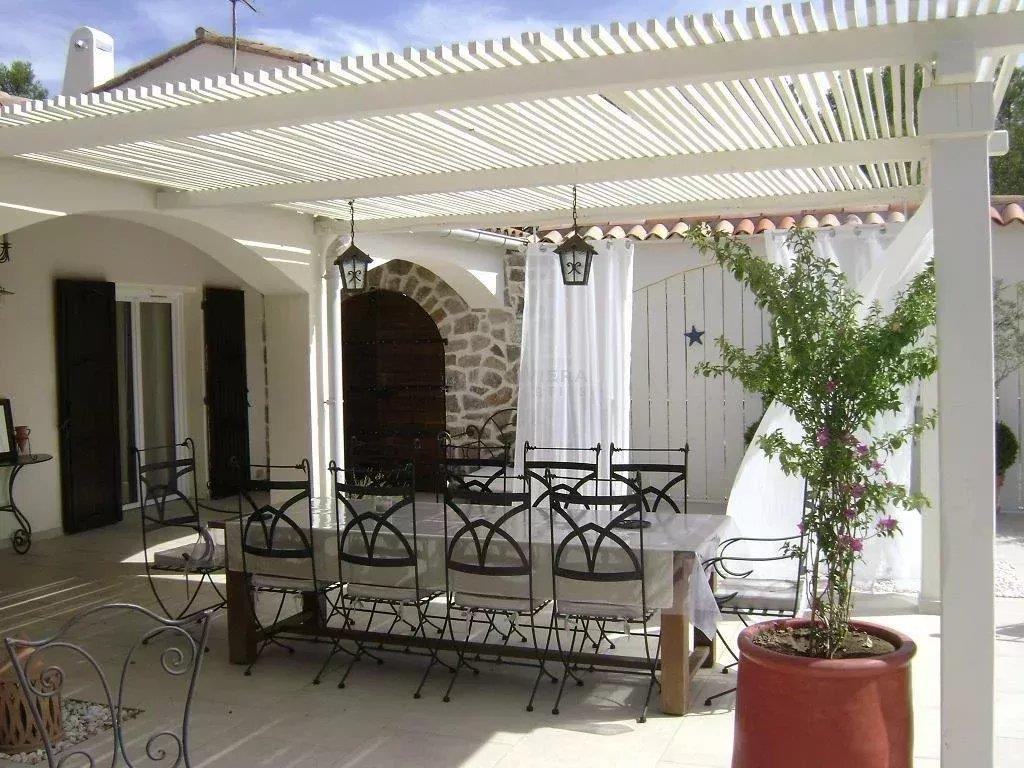 Maison à vendre, 153m², Pignans