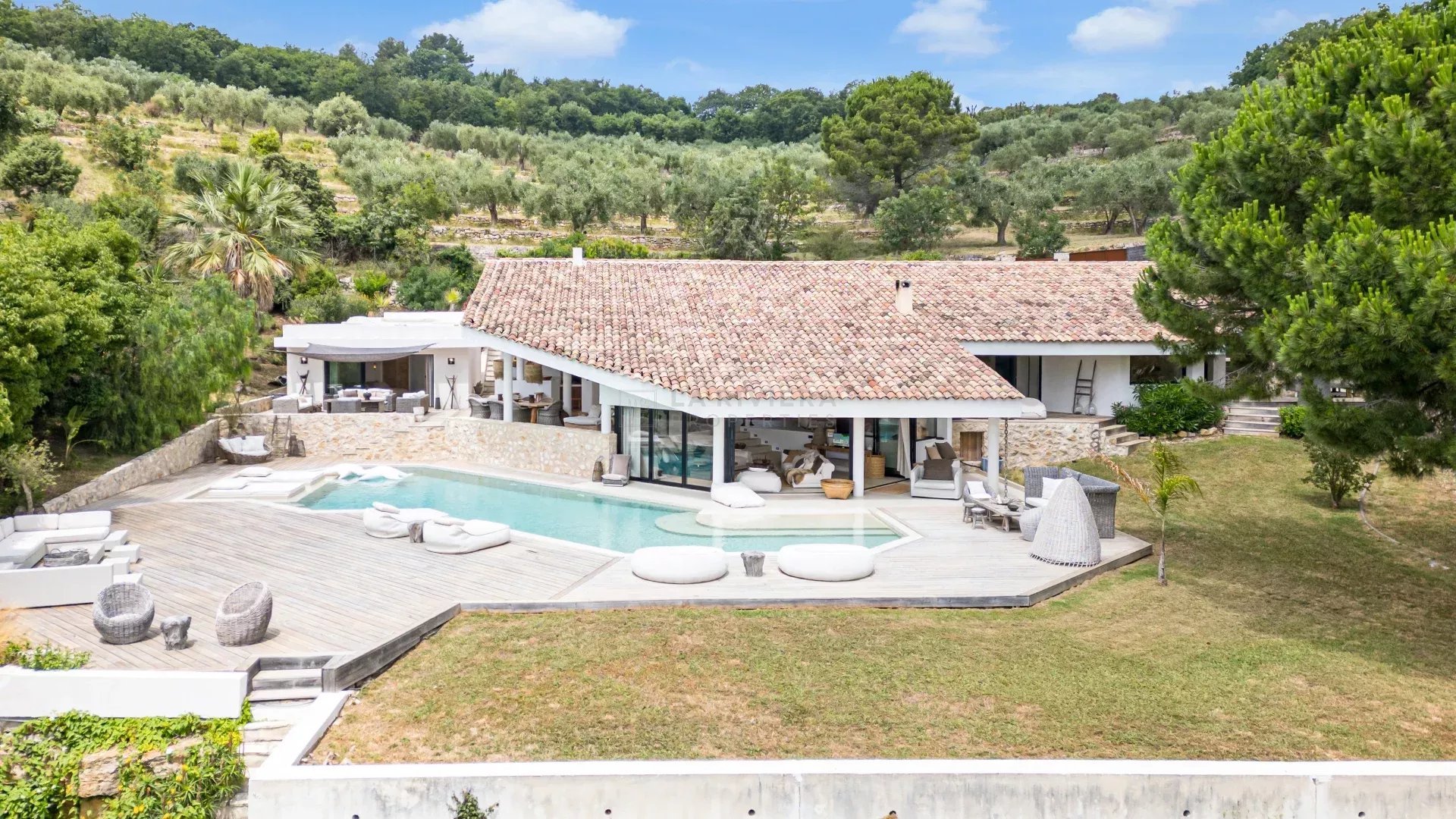 Appartement à vendre, 257m², Le Rouret