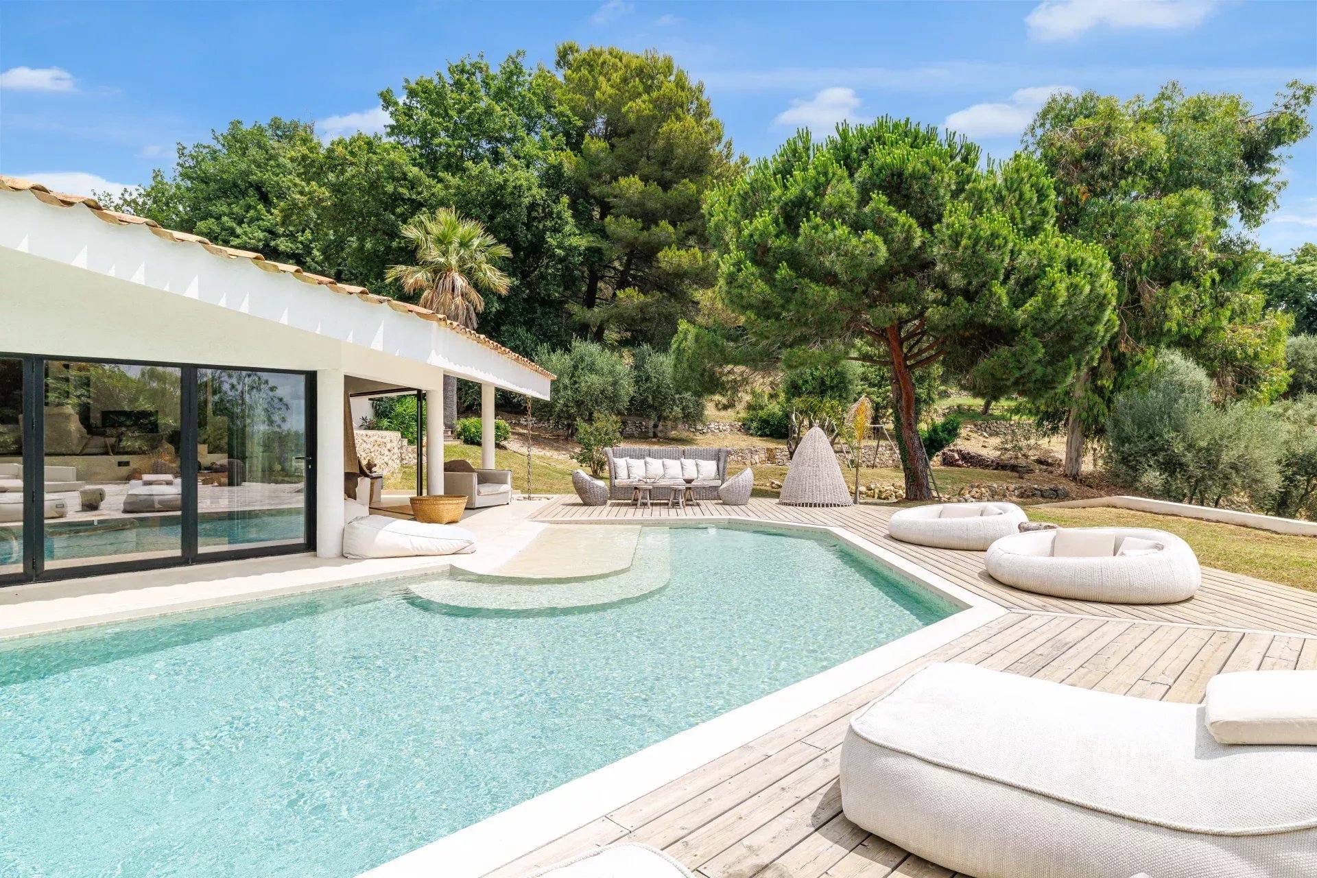 Appartement à vendre, 257m², Le Rouret