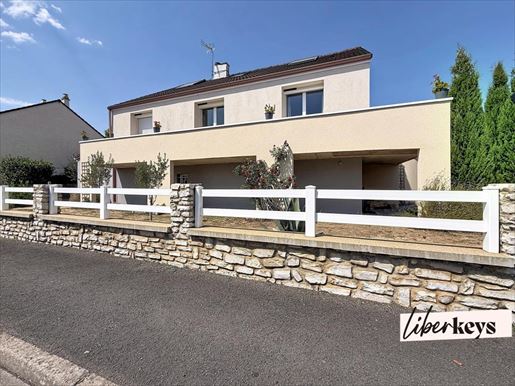 Maison 7 pièces 183 m² · à Ruaudin · 183 m² · 315 000 €