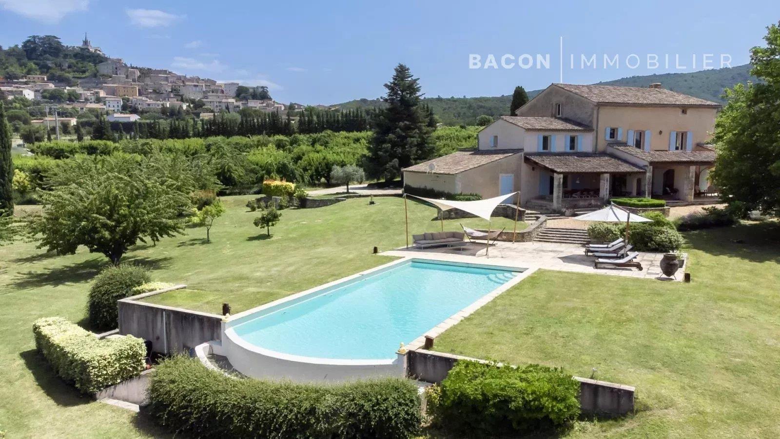 Maison à vendre, 358m², Bonnieux