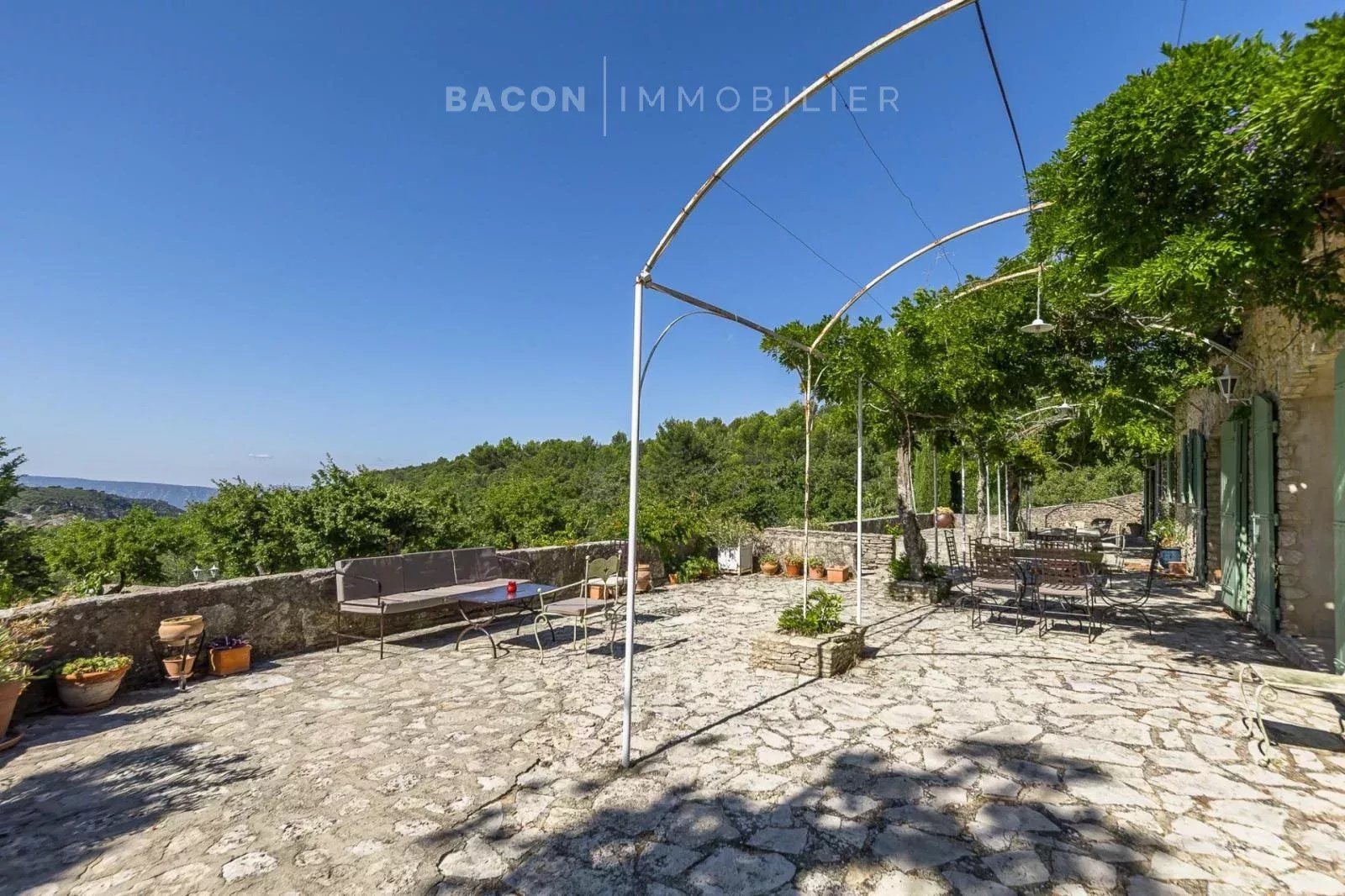 Maison à vendre, 233m², Murs