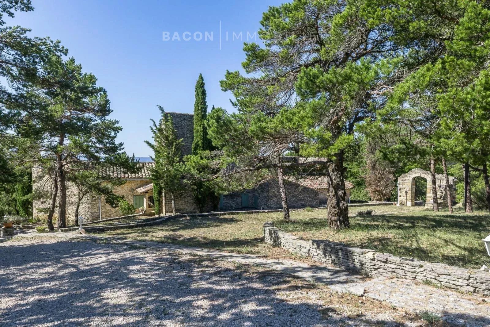 Maison à vendre, 233m², Murs
