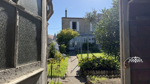 Maison 5 pièces 86 m² · à Saint-Savinien · 86 m² · 165 000 €