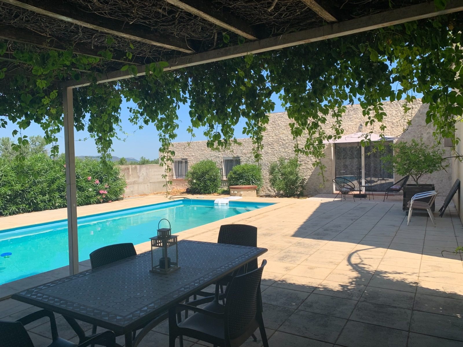 Maison à vendre, 241m², Saint-Geniès-de-Comolas