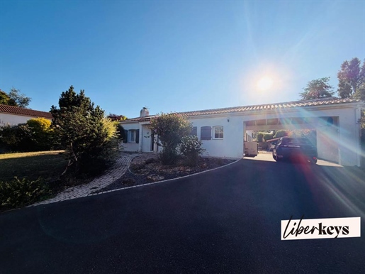 Maison 5 pièces 113 m² · à Beaulieu-sous-la-Roche · 113 m² · 425 000 €