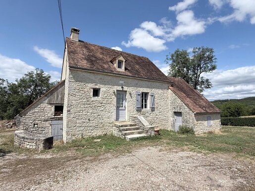 Maison 3 pièces 73 m² · à Séniergues · 73 m² · 153 000 €