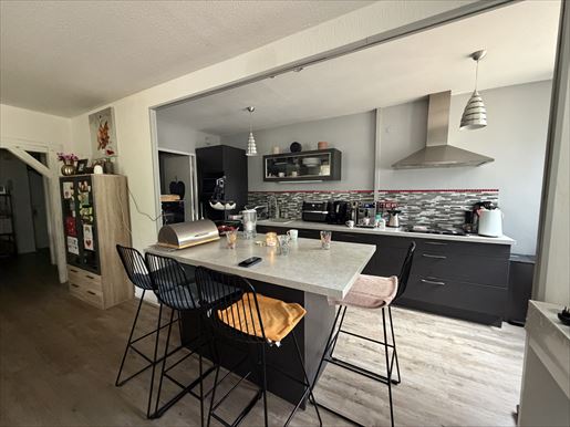 Appartement 5 pièces 100 m² · à Chalon-sur-Saône · 100 m² · 117 000 €