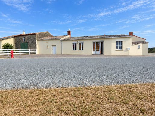 Maison 6 pièces 103 m² · à Paulx · 103 m² · 179 800 €