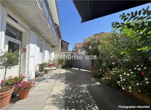 5 pièces 146 m² · à Vif · 146 m² · 350 000 €