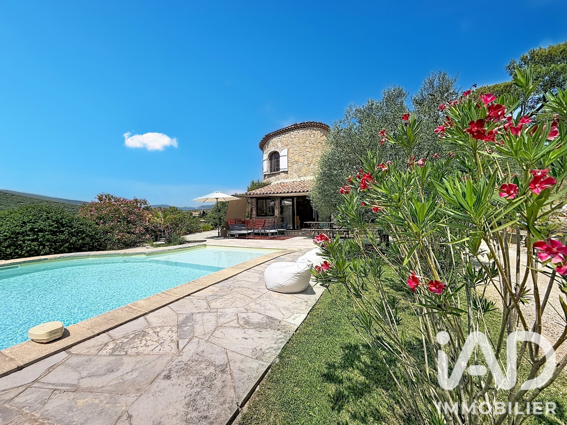 Maison à vendre, 228m², Brissac