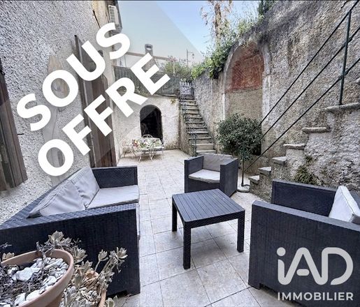Appartement 3 pièces 91 m² · à Saint-Laurent-le-Minier · 91 m² · 72 000 €