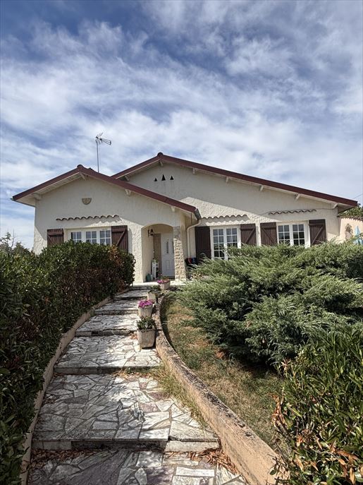 Maison 6 pièces 130 m² · à Rigny-sur-Arroux · 130 m² · 185 000 €