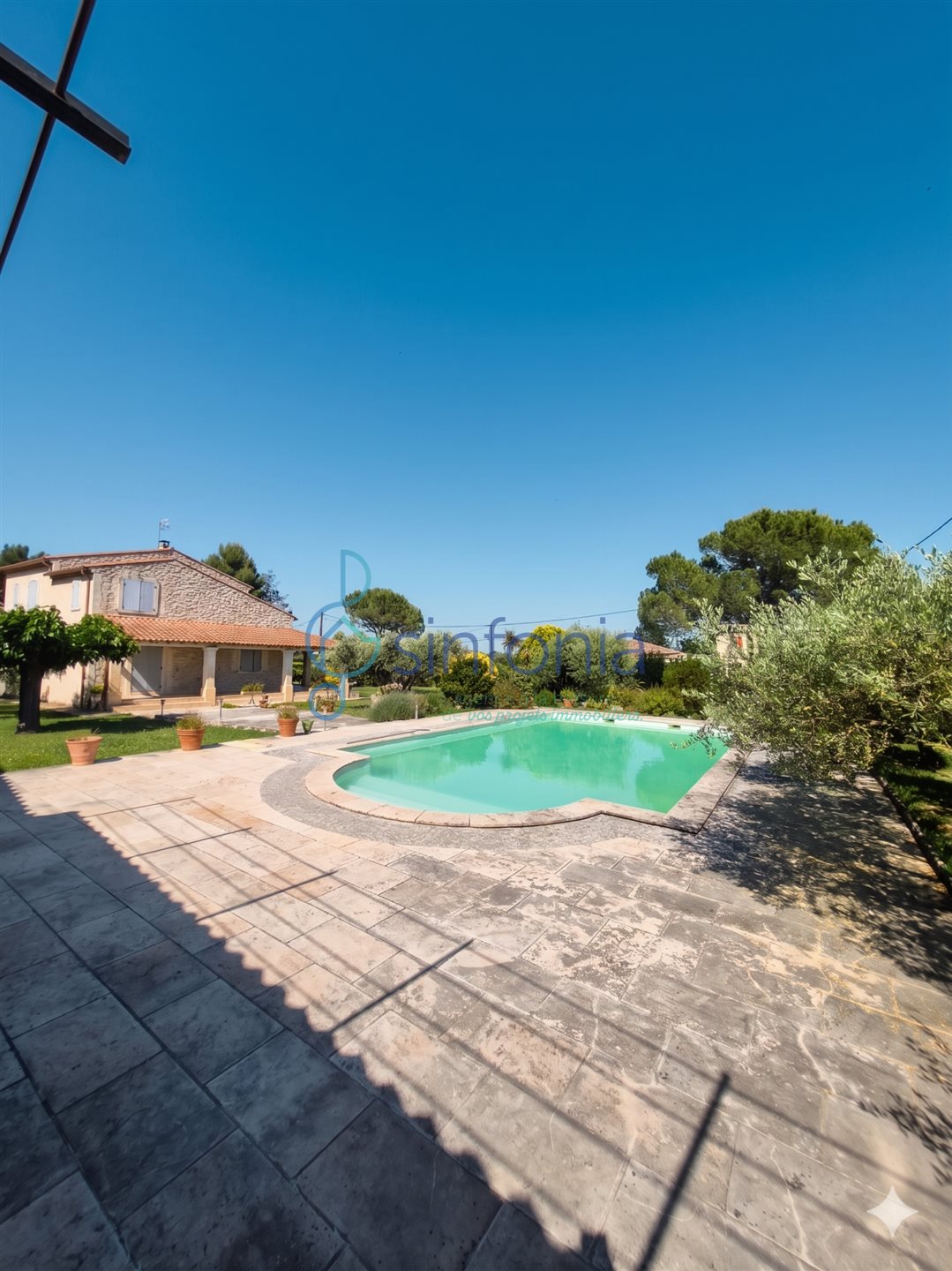 Maison à vendre, 235m², Saint-Geniès-de-Malgoirès