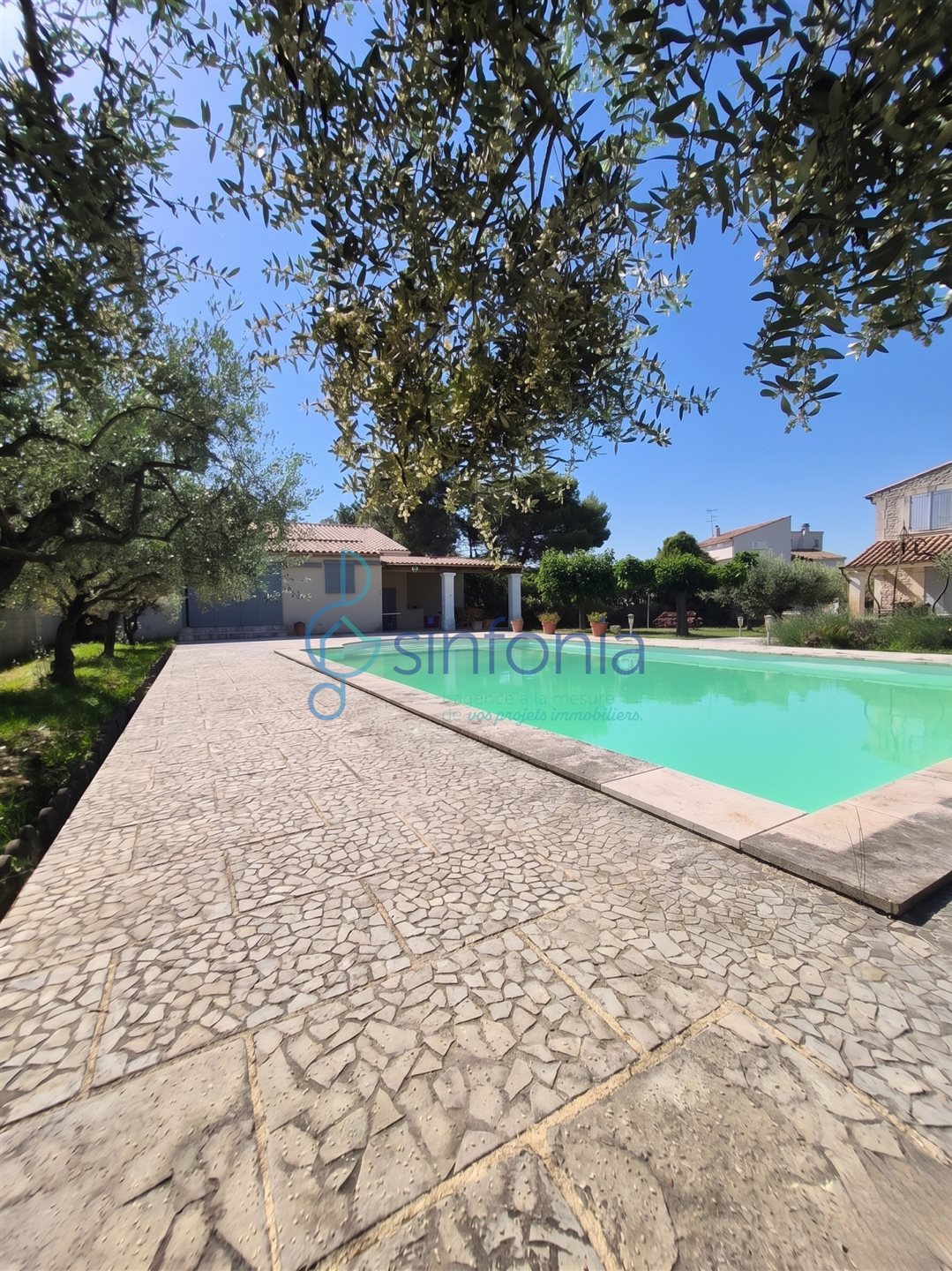 Maison à vendre, 235m², Saint-Geniès-de-Malgoirès