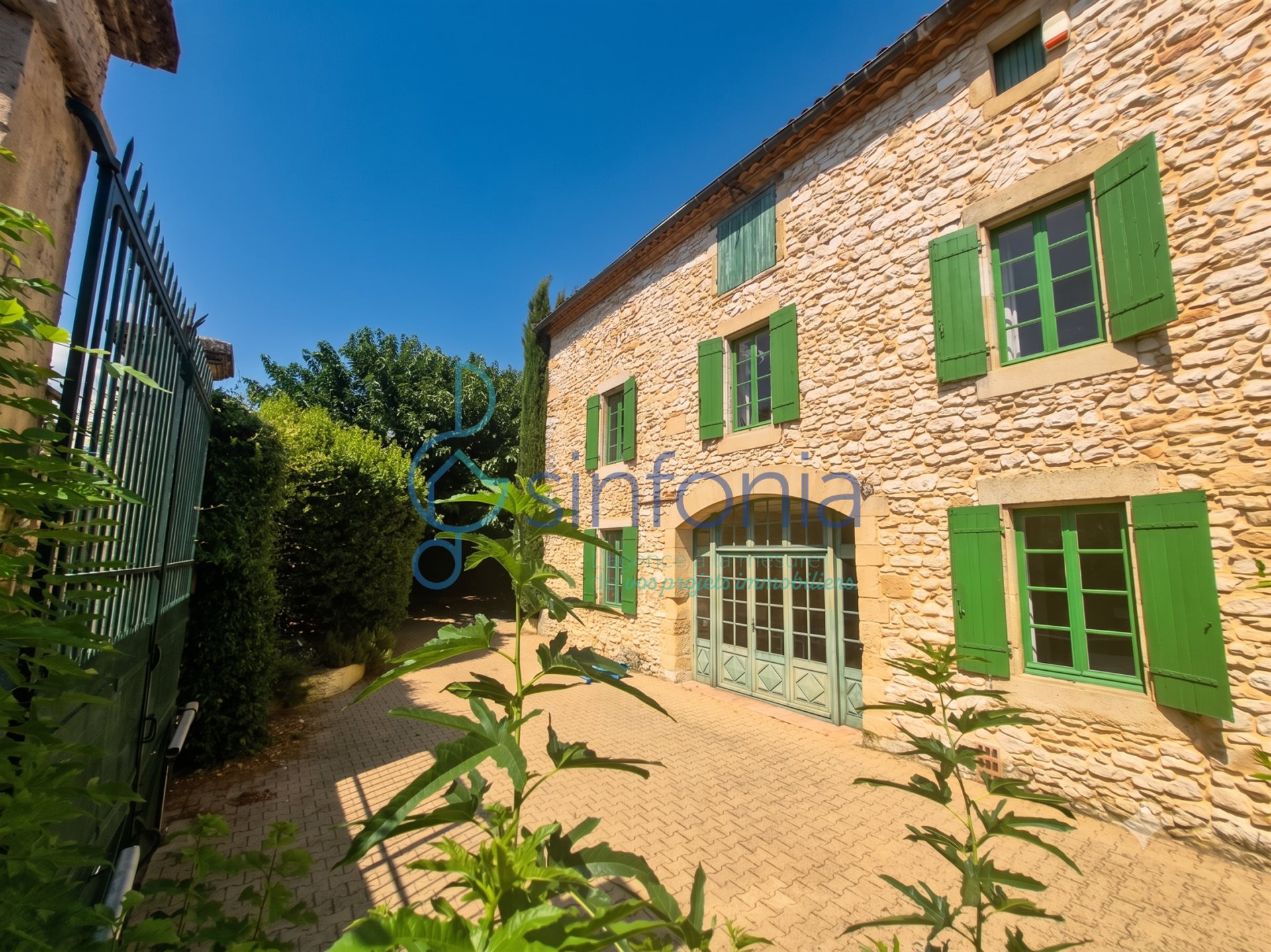 Maison à vendre, 294m², Saint-Geniès-de-Malgoirès