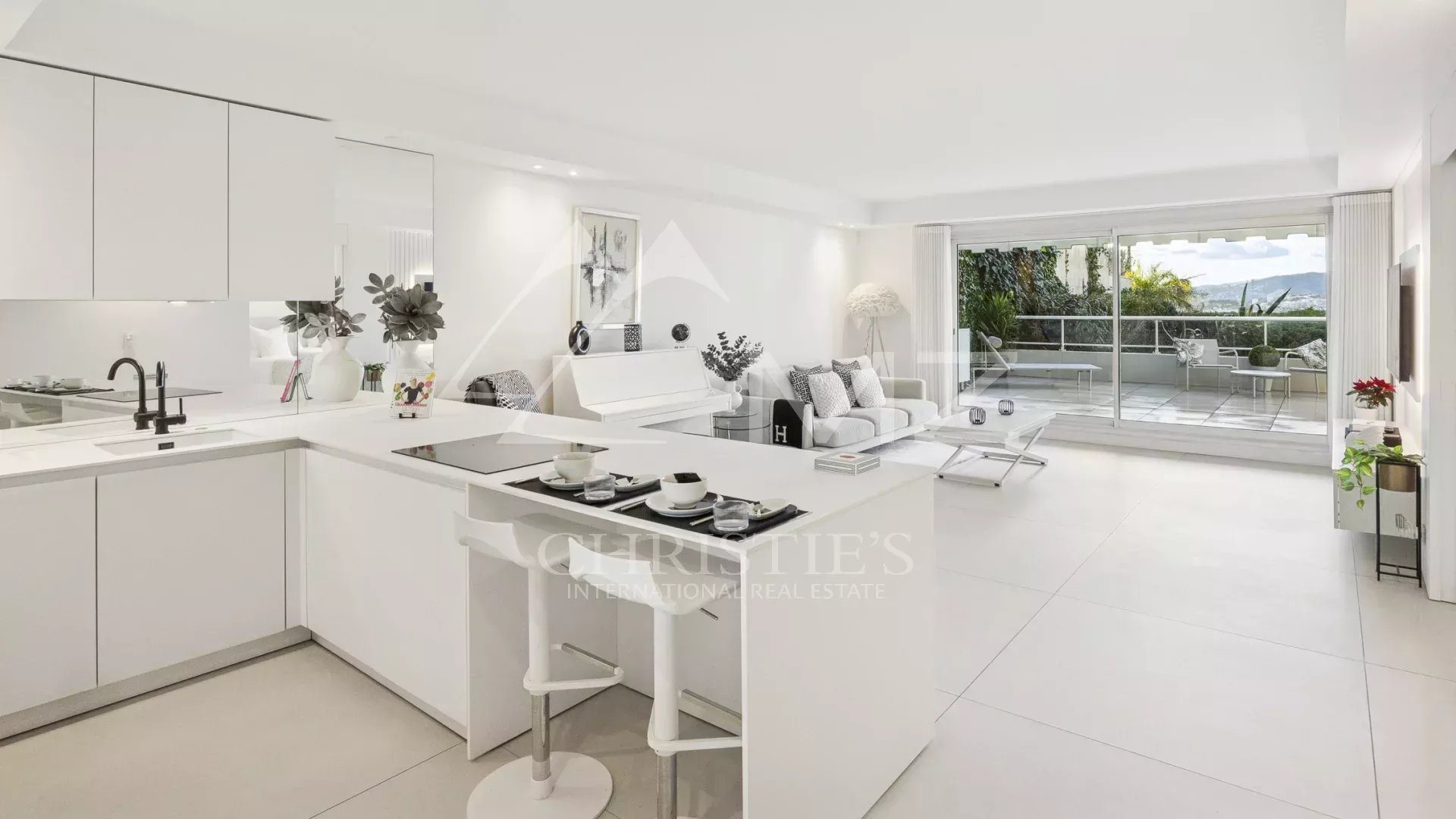 Appartement – Cannes, La Lepre - Plus