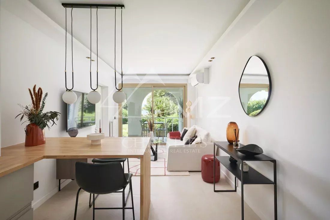 Apartment in Cannes, La Lepre - View 3
