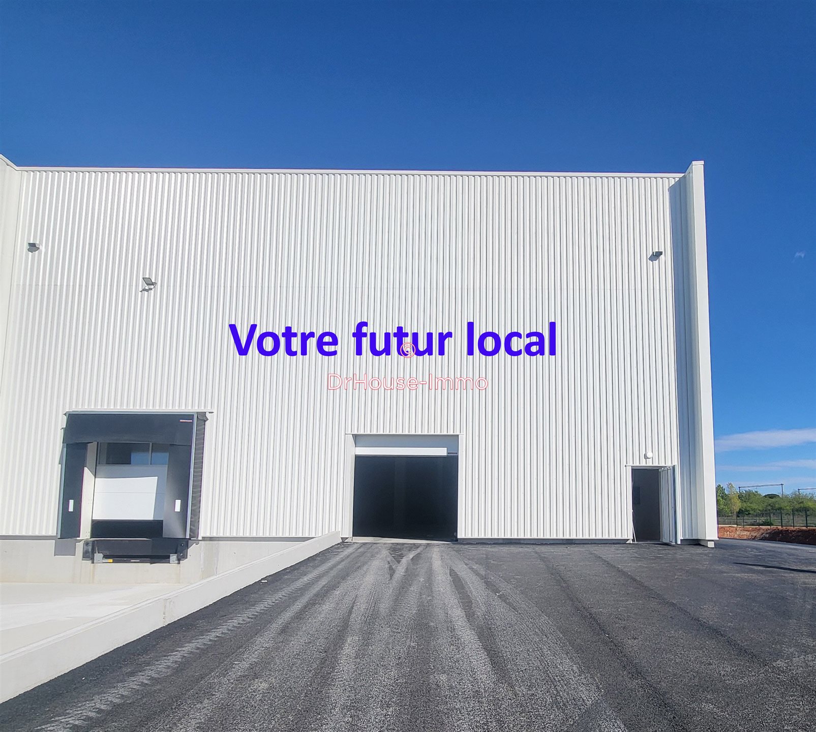 Maison à louer, 1055m², Valergues