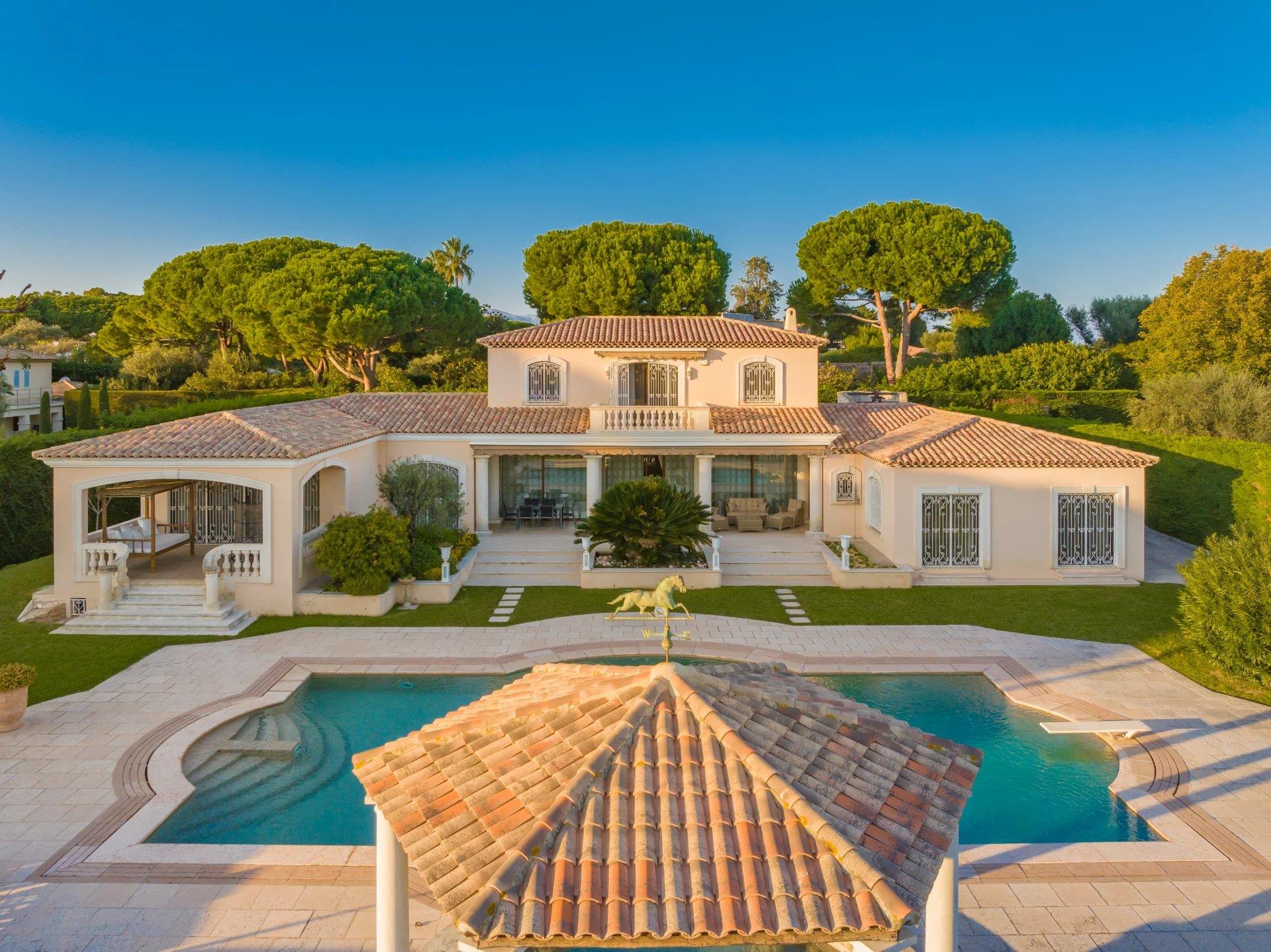 Maison à vendre, 450m², Antibes