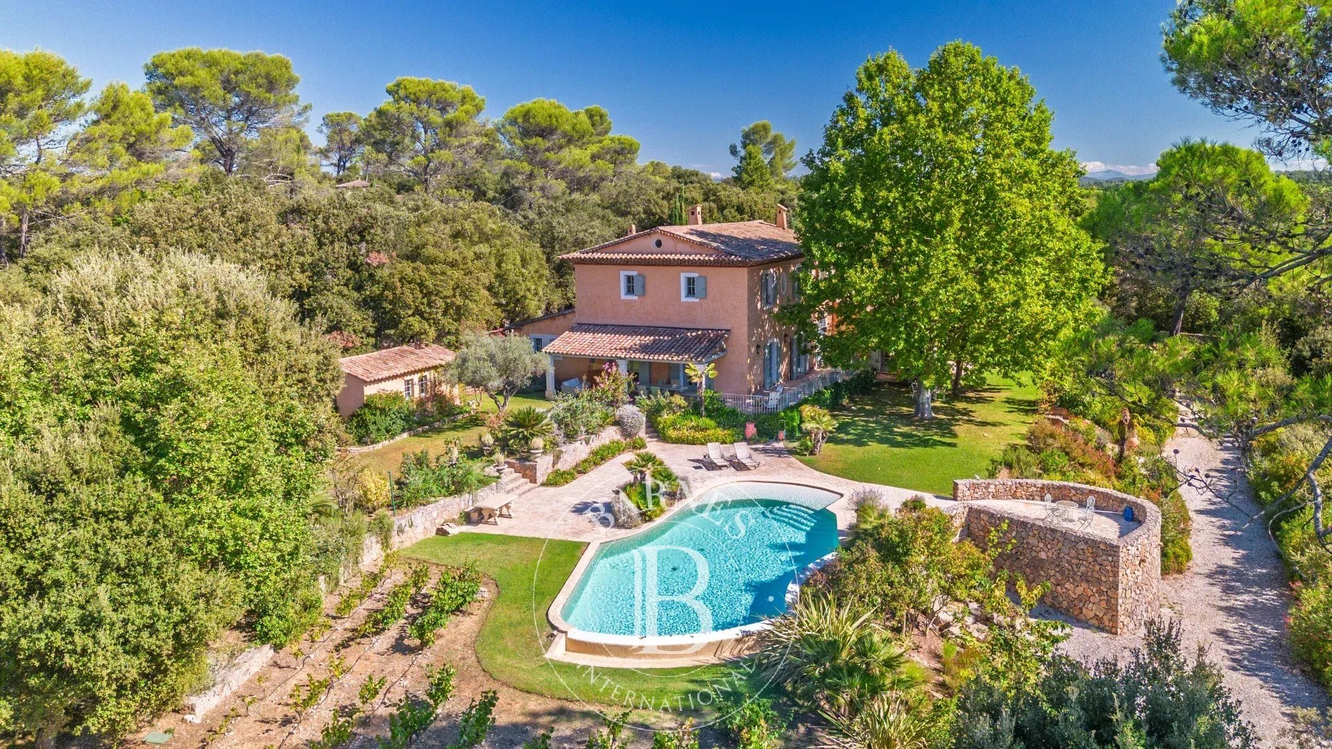 Maison à vendre, 430m², Flassans-sur-Issole