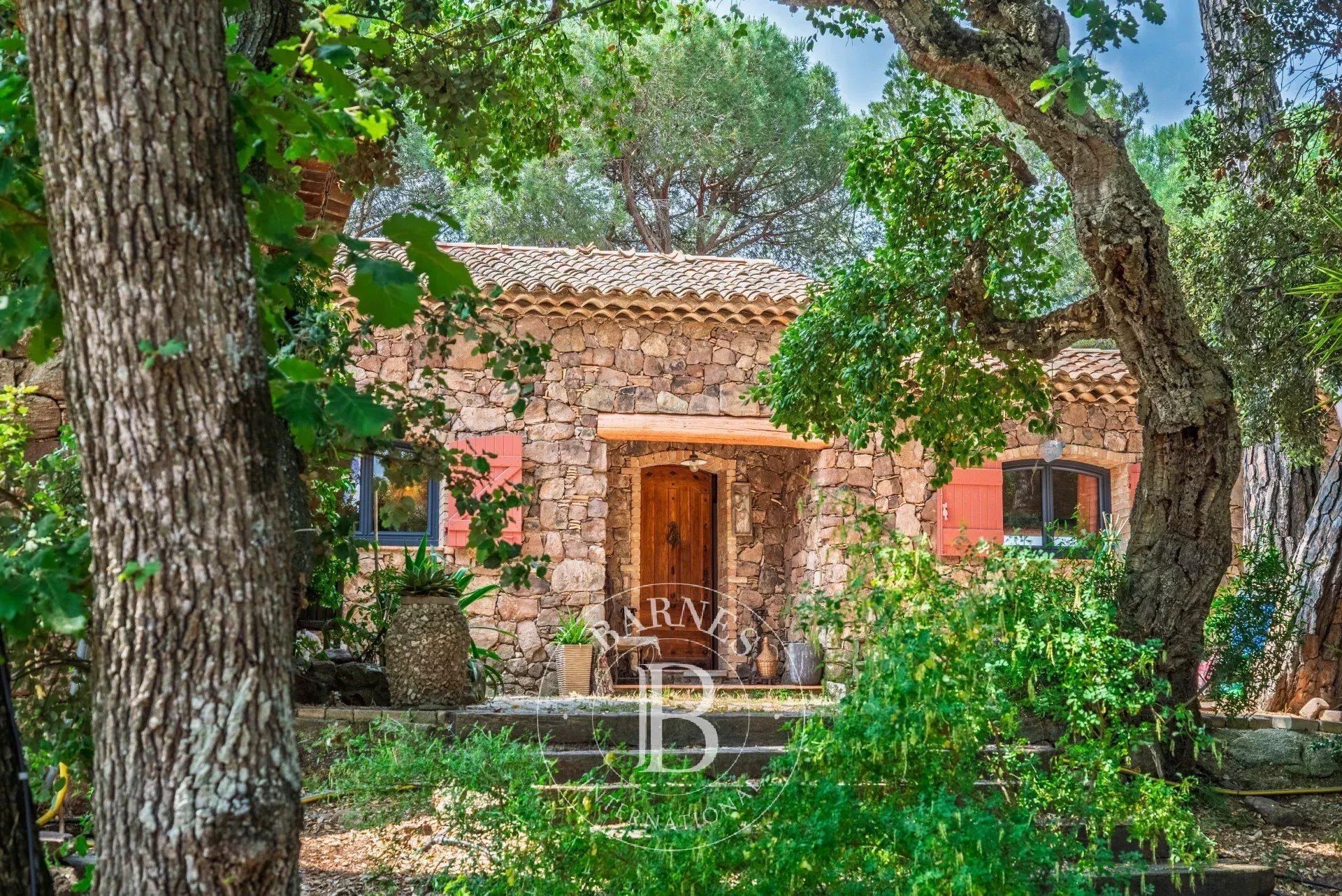 Maison à vendre, 200m², Roquebrune-sur-Argens