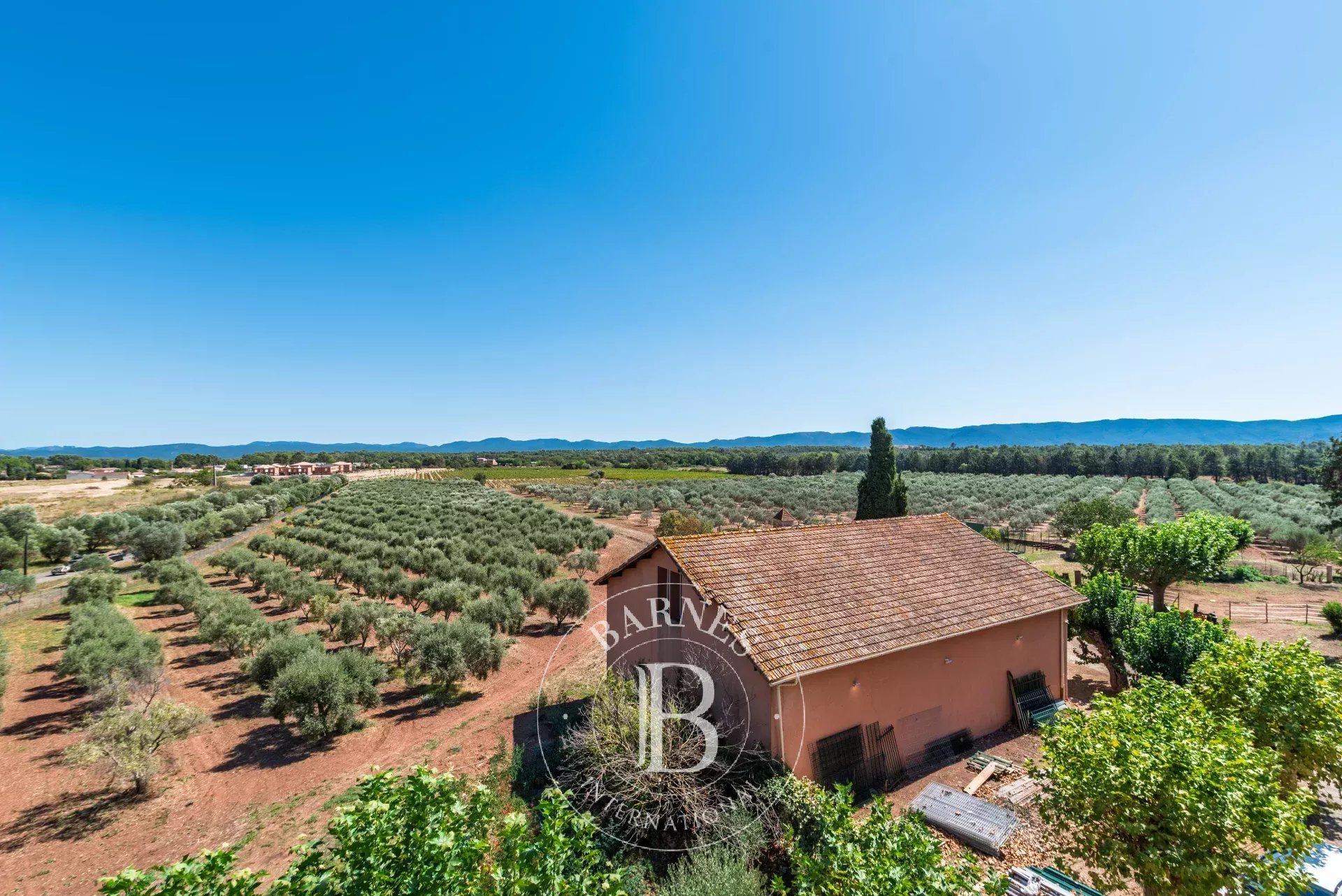 Maison à vendre, 1632m², Le Luc
