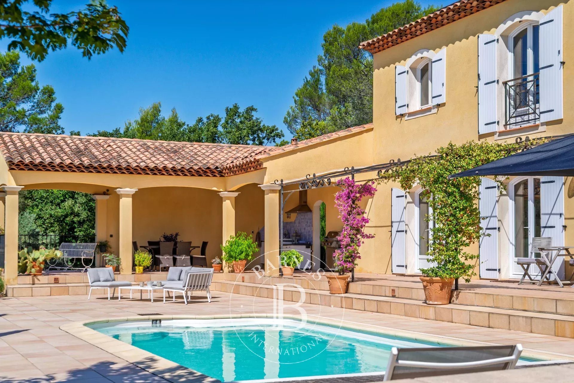 Maison à vendre, 220m², Besse-sur-Issole