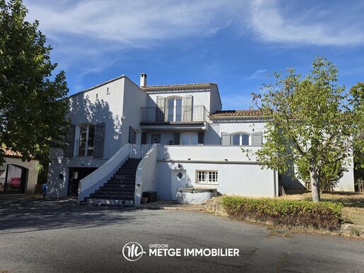 5 pièces 222 m² · à Méjannes-lès-Alès · 222 m² · 449 000 €
