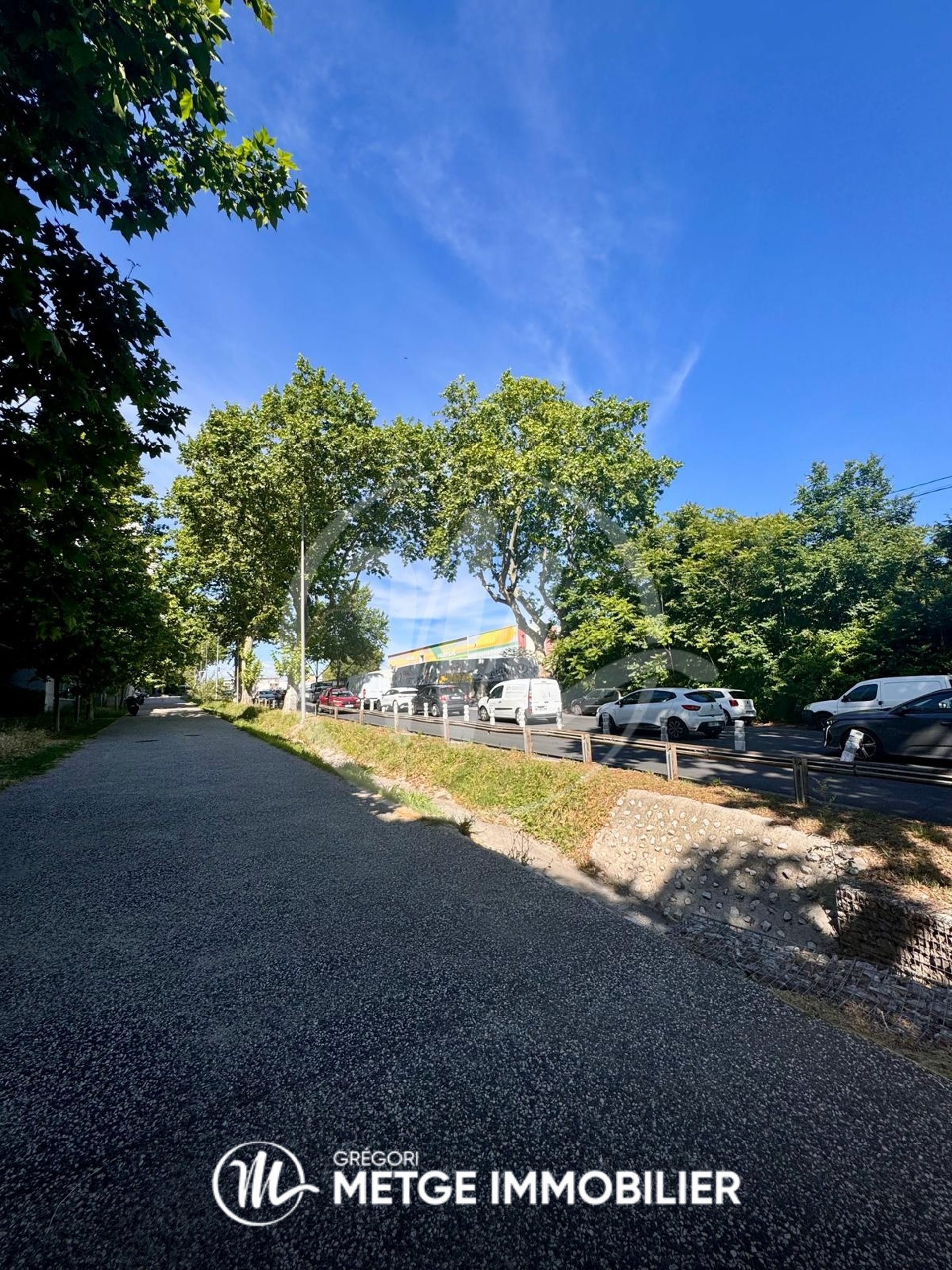 Premium West Montpellier Commercial Property For Sale - Vue 2