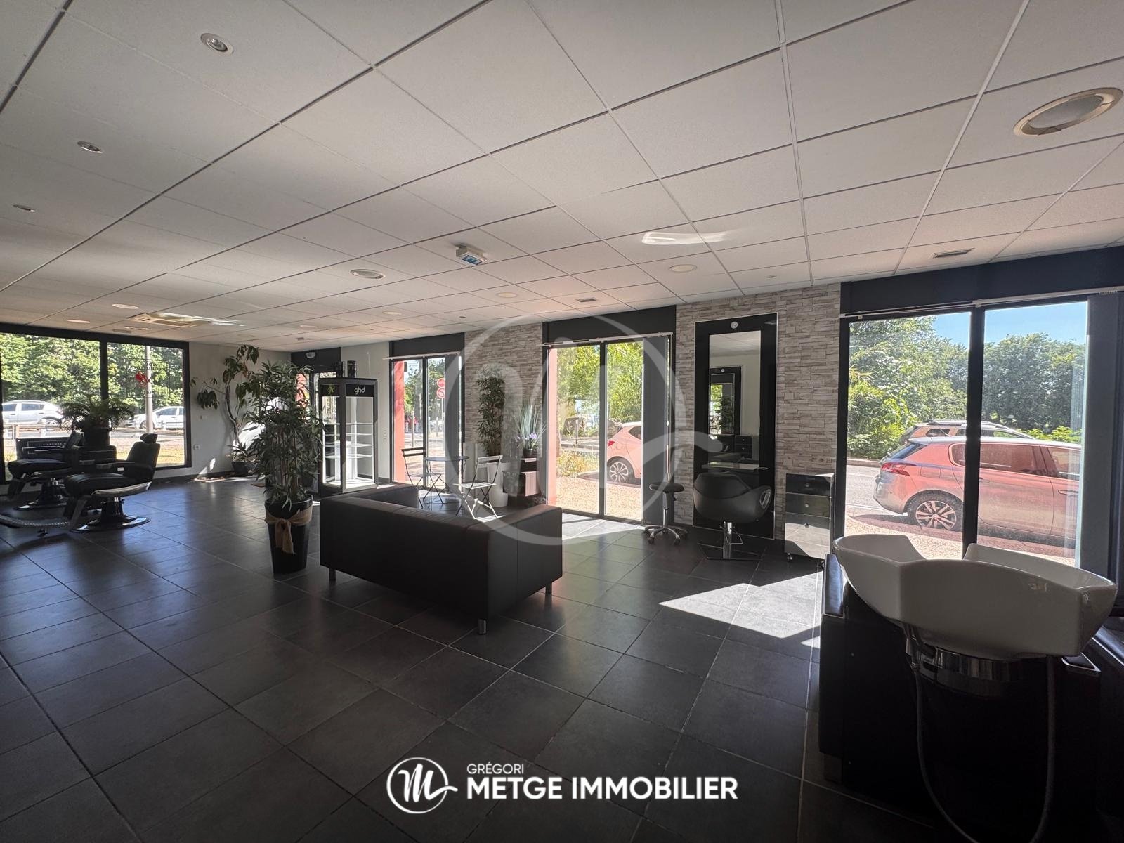 Premium West Montpellier Commercial Property For Sale - Vue 4