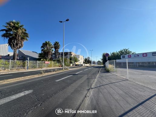 Local commercial 860 m² · à Montpellier · 860 m² · 1 250 000 €