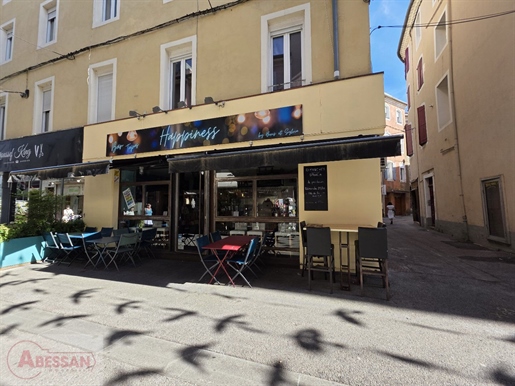 Local commercial 2 pièces 65 m² · à Alès · 65 m² · 84 000 €