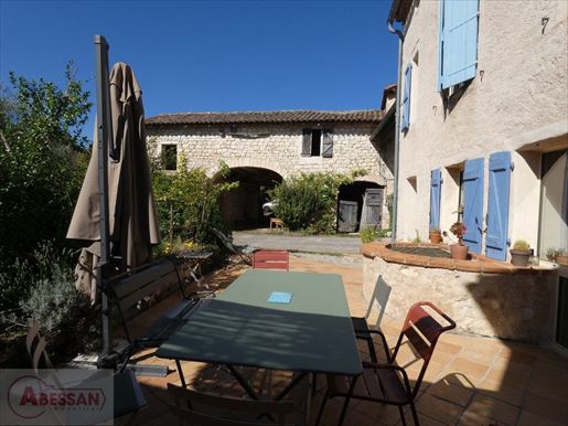 Maison 12 pièces 290 m² · à Cordes-sur-Ciel · 290 m² · 448 000 €