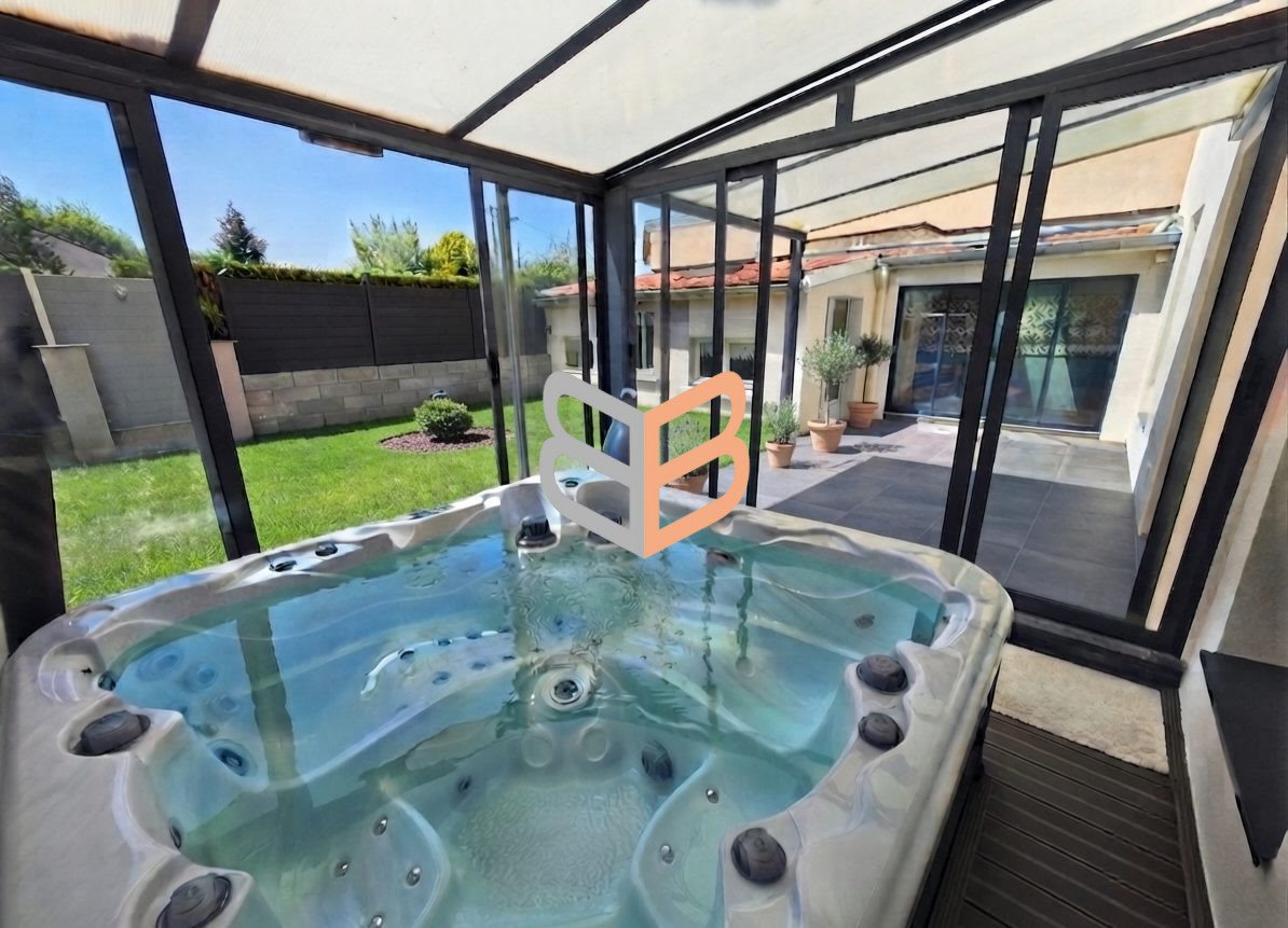 Maison à vendre, 216m², Piennes