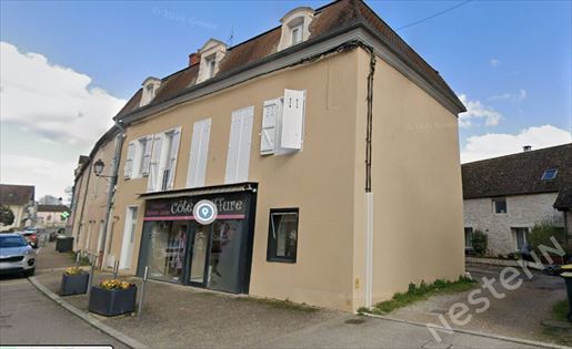 Local commercial 2 pièces 78 m² · à Fontaines · 78 m² · 137 000 €