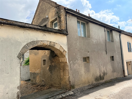 4 pièces 80 m² · à Volnay · 80 m² · 99 000 €