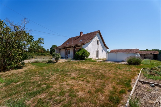 Maison 5 pièces 156 m² · à Serrigny-en-Bresse · 156 m² · 180 000 €