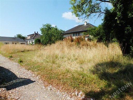 Terrain 641 m² · à Lux · 641 m² · 62 500 €