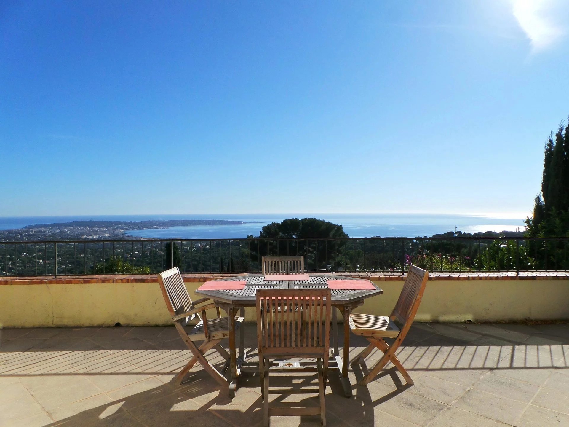 Maison à vendre, 330m², Vallauris
