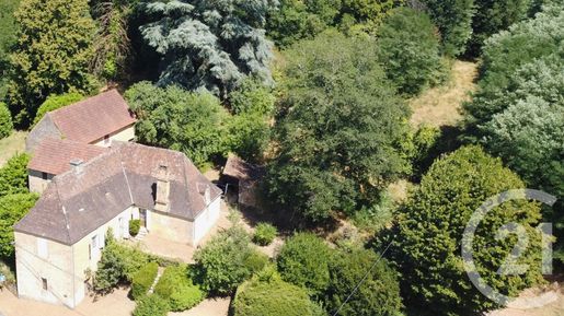 Maison 2 pièces 283 m² · à Sarlat-la-Canéda · 283 m² · 198 000 €